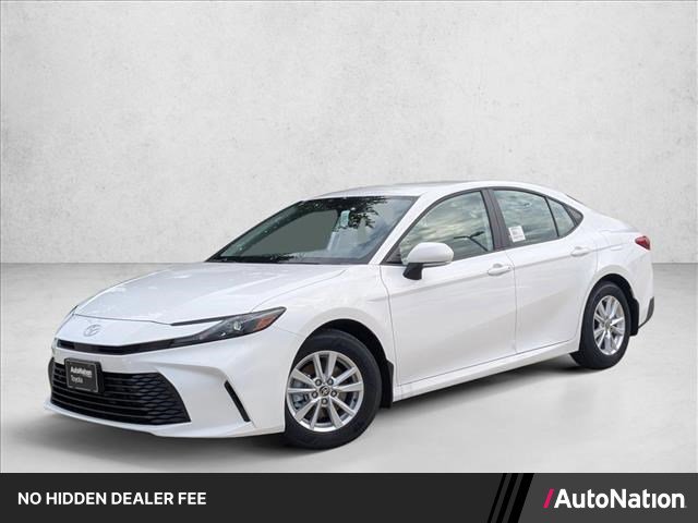 Used 2025 Toyota Camry LE FWD image 1