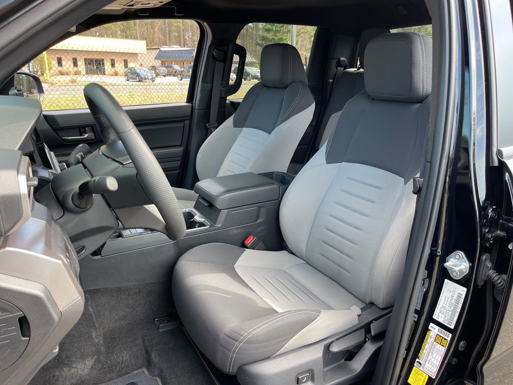 Used 2024 Toyota Tacoma TRD Off-Road image 19