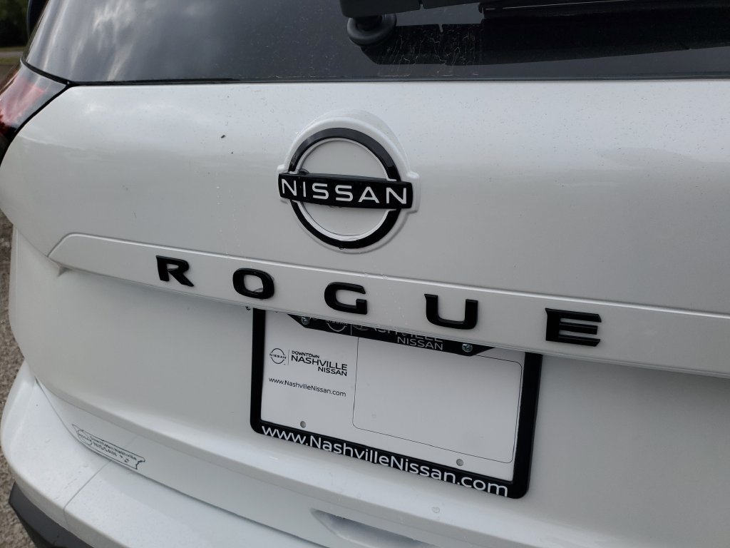 New 2026 Nissan Rogue Dark Armor AWD/4WD image 7