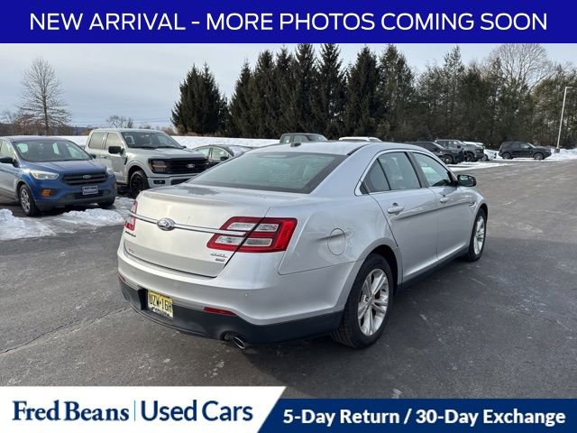 Used 2019 Ford Taurus SEL w/ Equipment Group 201A image 8