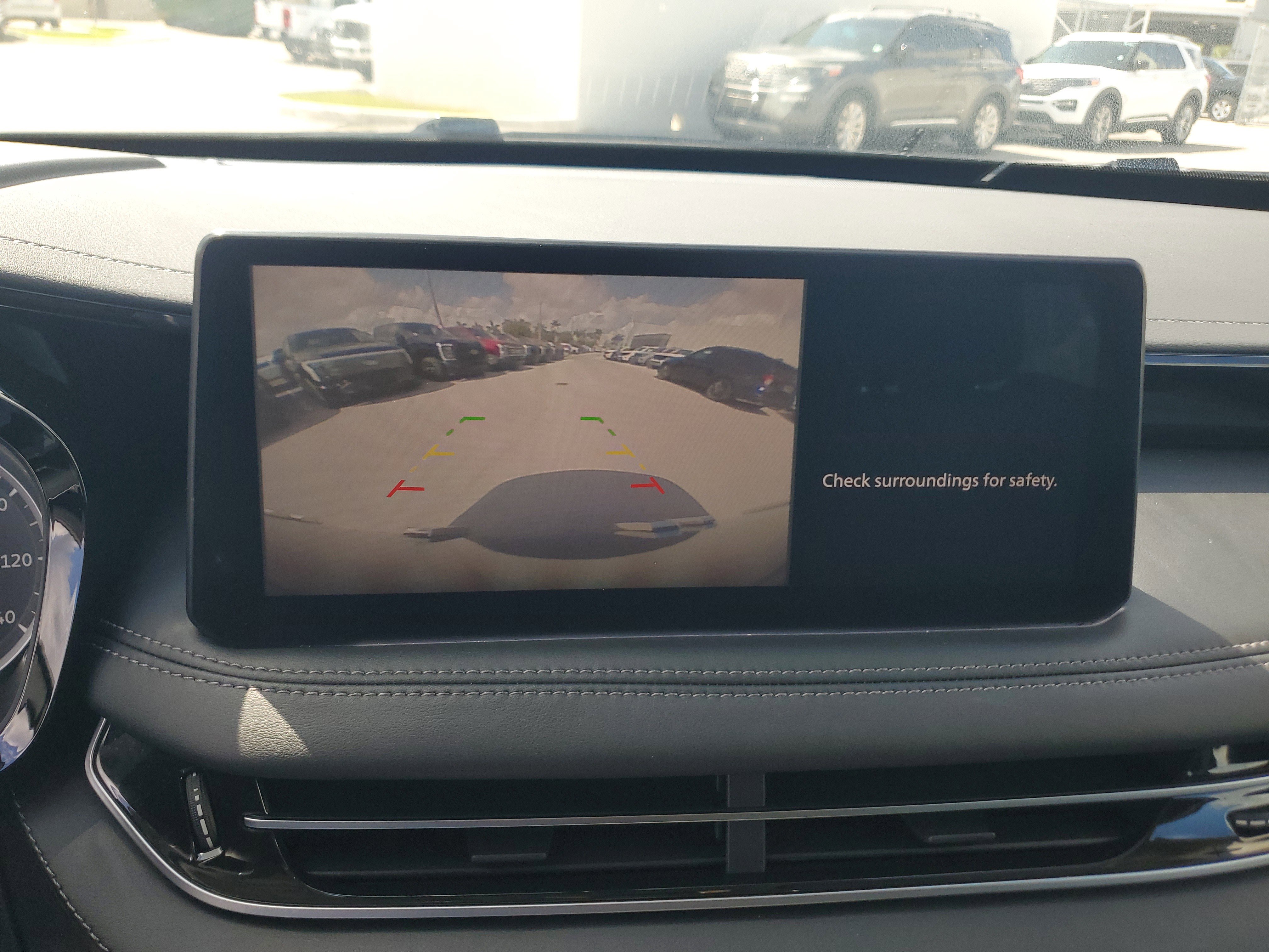 Used 2025 INFINITI QX60 Pure image 9