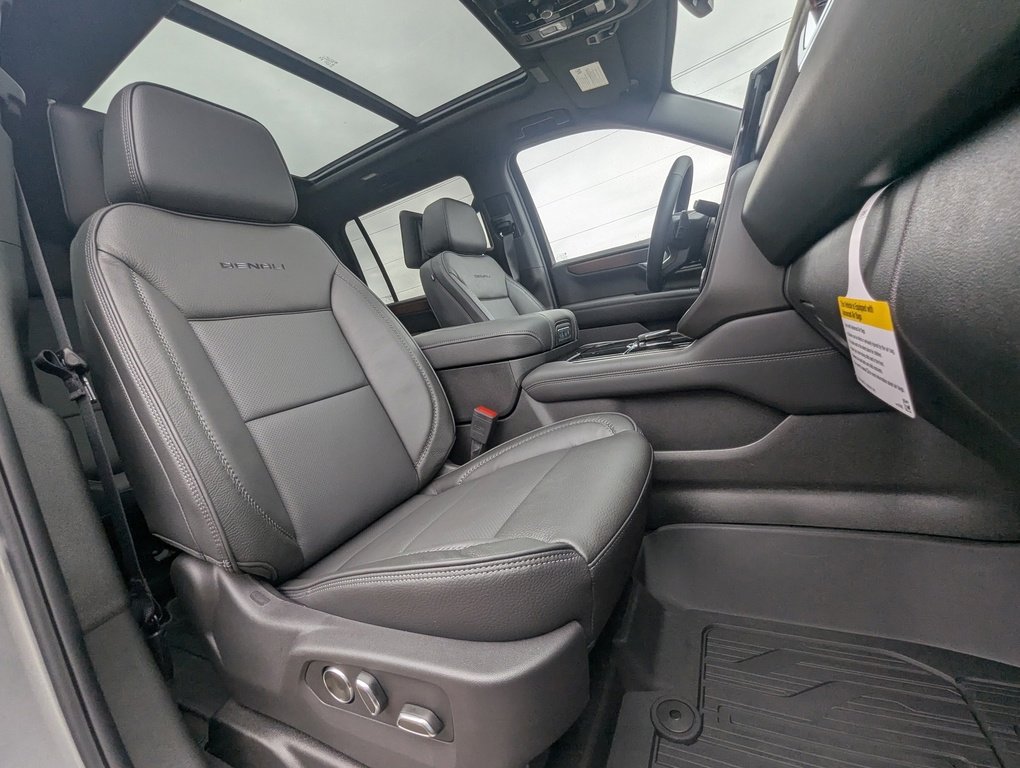 New 2026 GMC Yukon XL Denali w/ Denali Reserve Package image 14