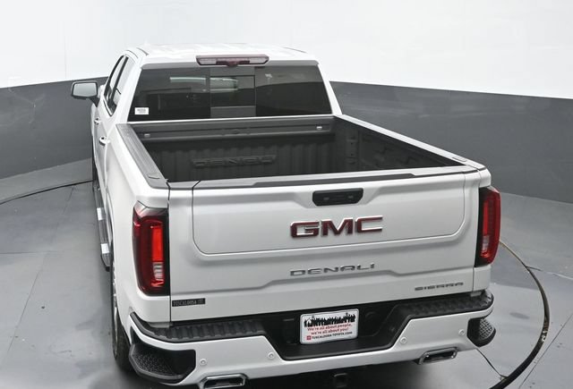 Used 2024 GMC Sierra 1500 Denali w/ Technology Package AWD/4WD image 31