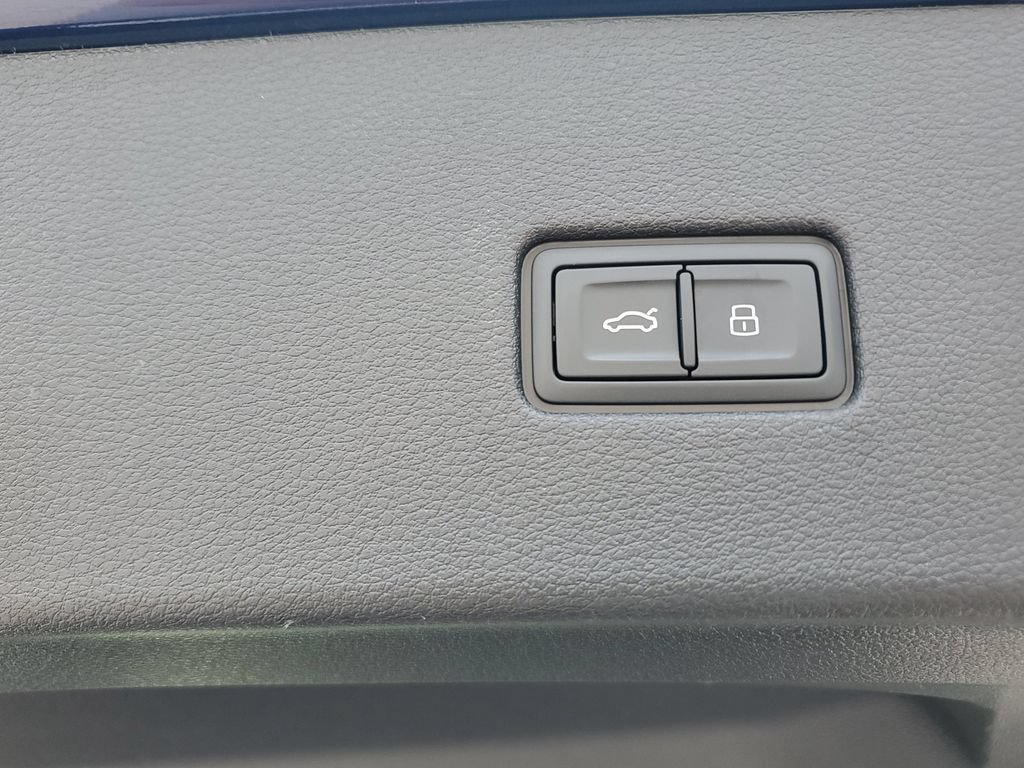 Certified 2024 Audi RS Q8 AWD/4WD image 15