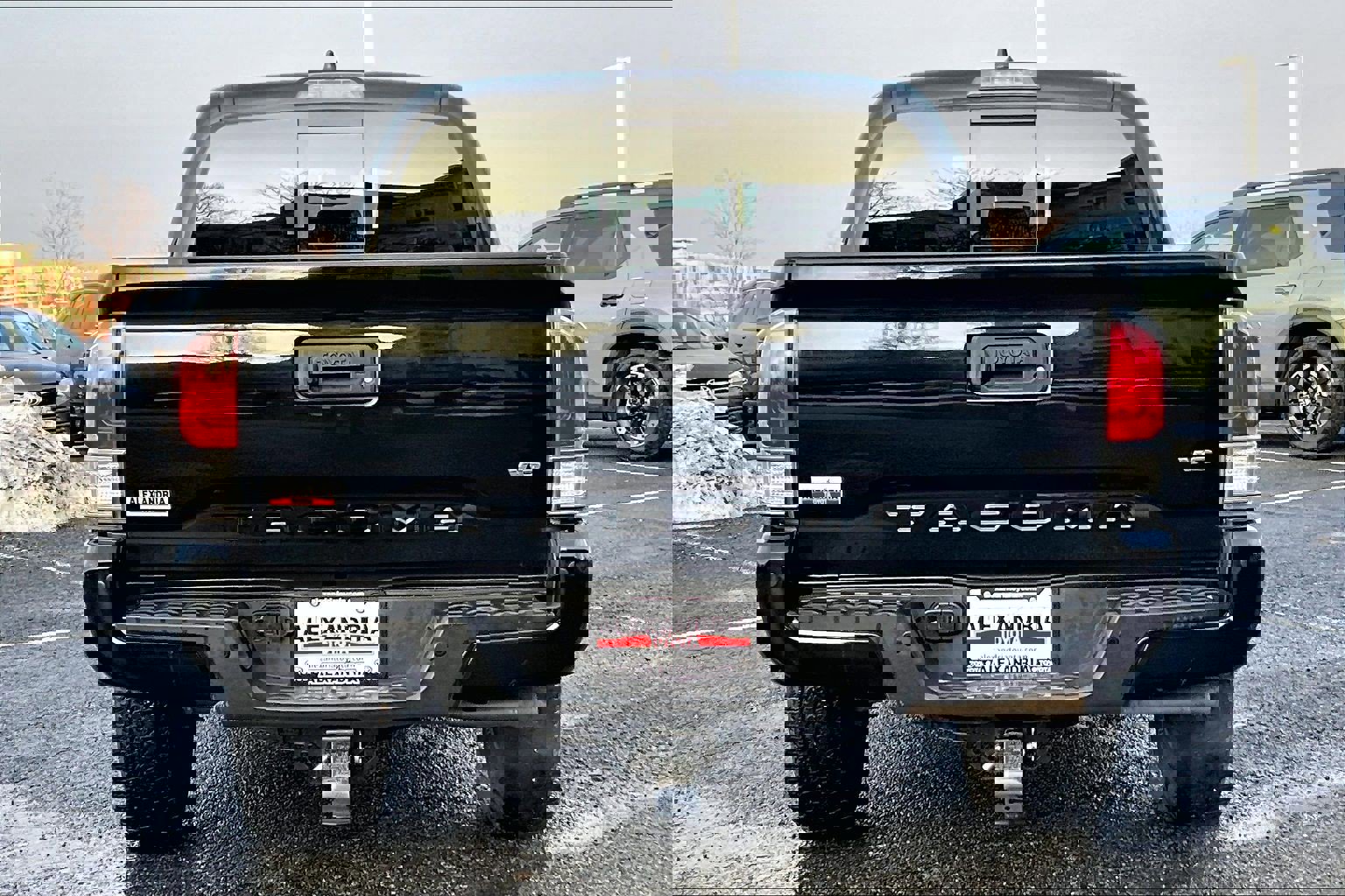 Used 2020 Toyota Tacoma TRD Off-Road w/ Technology Package image 4