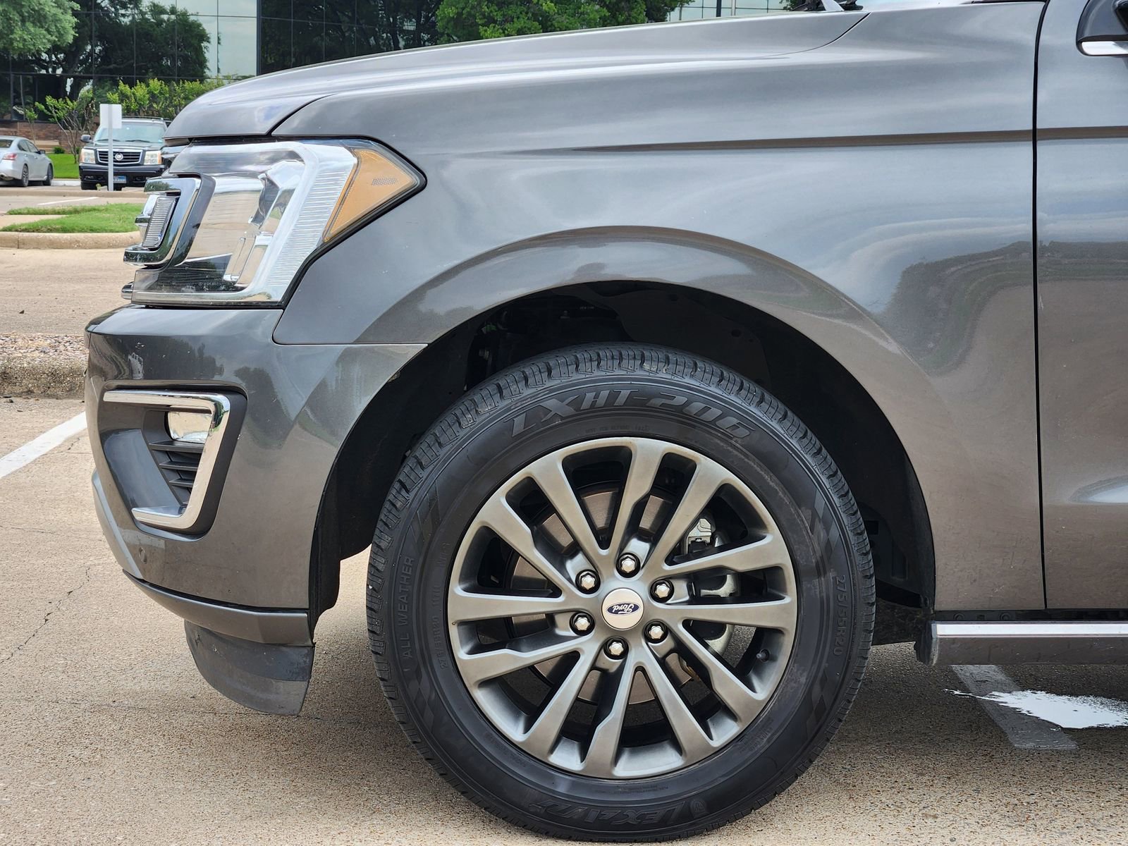 Used 2021 Ford Expedition Limited image 8