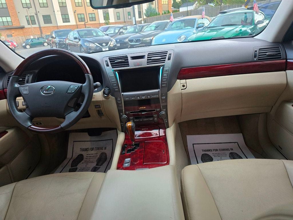 Used 2007 Lexus LS 460 RWD image 18