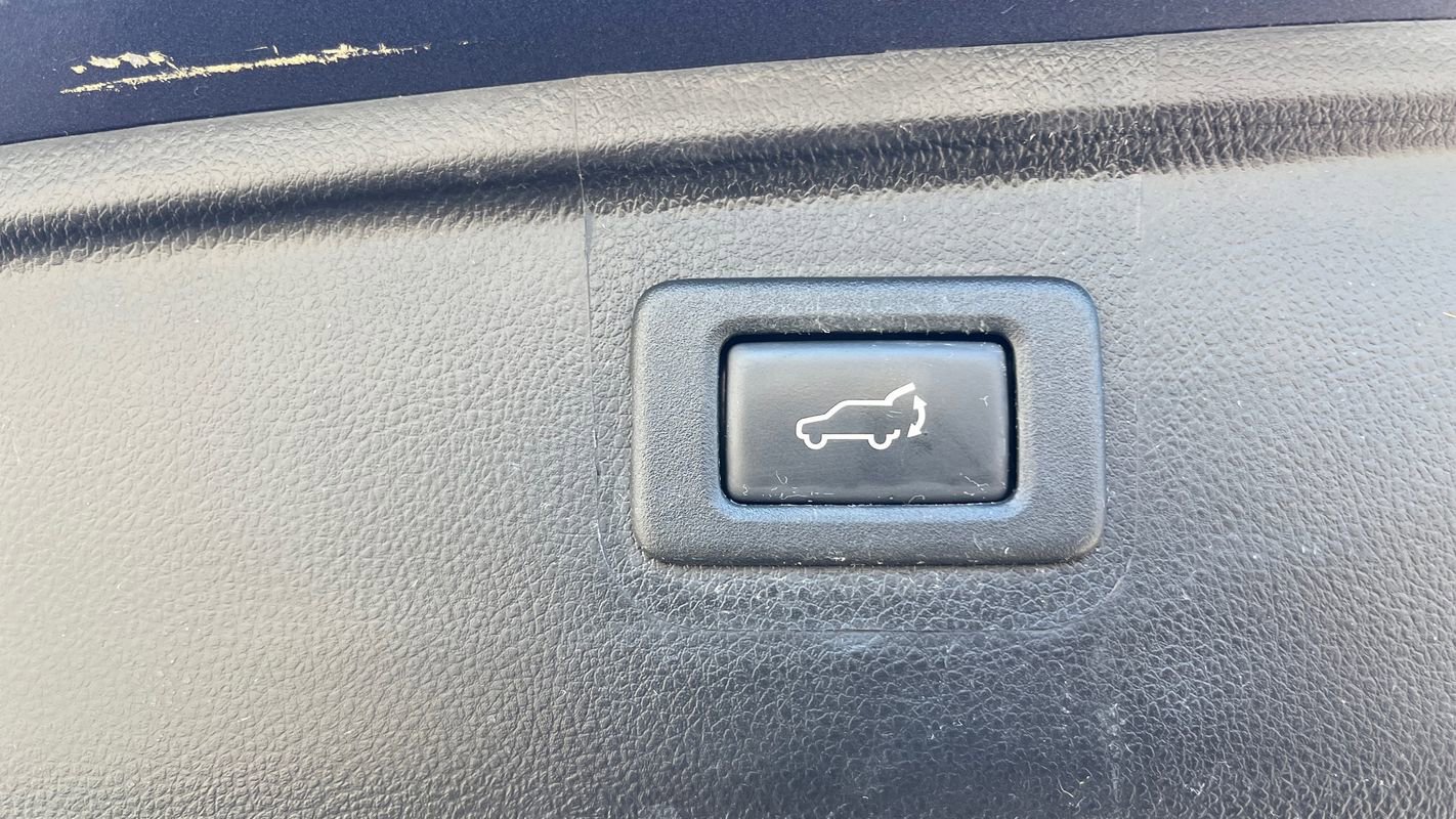 Used 2017 Subaru Outback 2.5i Limited image 26