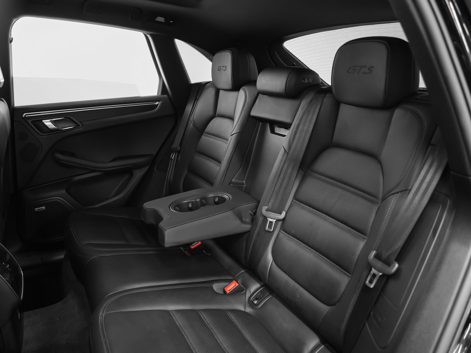 Used 2021 Porsche Macan GTS image 47