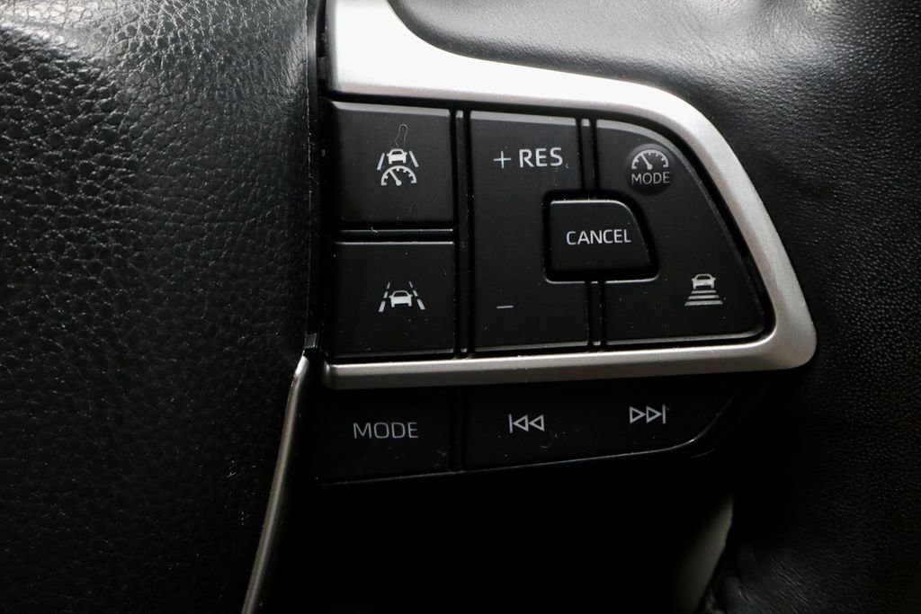 Used 2024 Toyota Grand Highlander AWD image 31