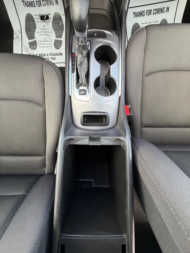 Used 2023 Chevrolet Malibu LT FWD image 23