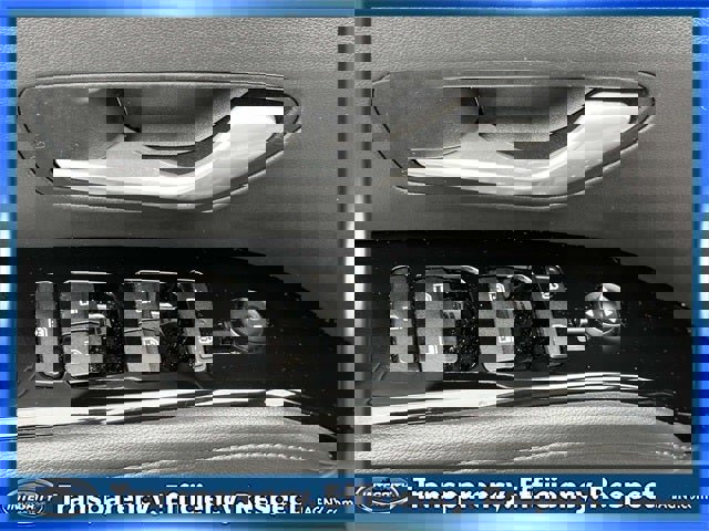 Used 2022 Hyundai Tucson Limited w/ Winter Package image 13