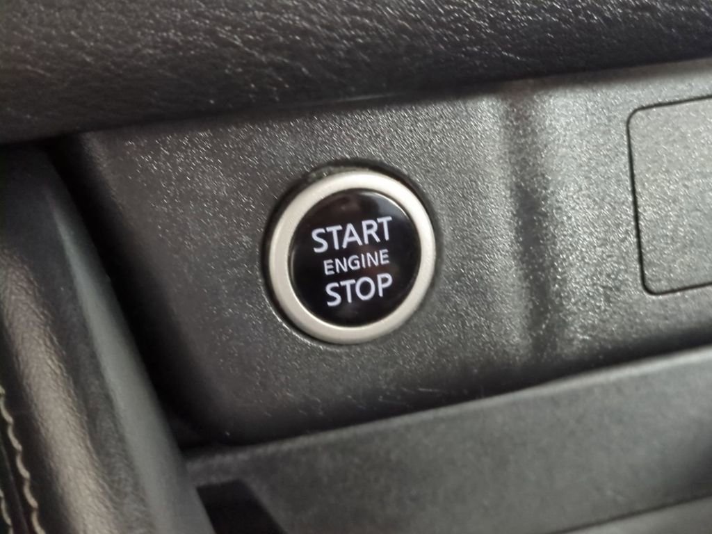 Used 2021 Nissan Rogue SL FWD image 38