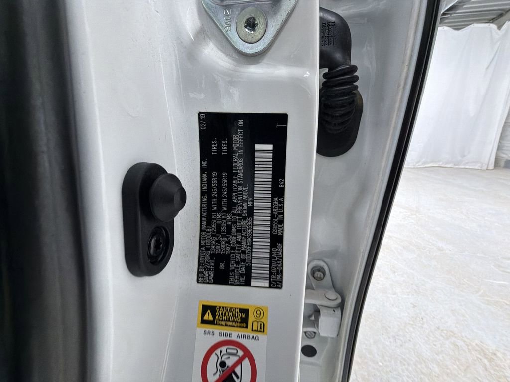 Used 2019 Toyota Highlander Limited image 16