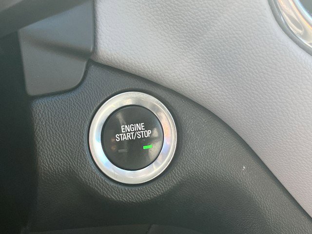 Used 2020 Chevrolet Equinox LS w/ LS Convenience Package image 16