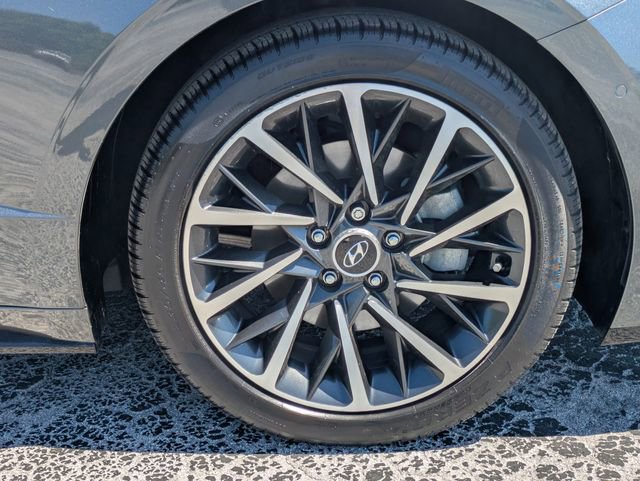 Used 2023 Hyundai Sonata Limited image 12