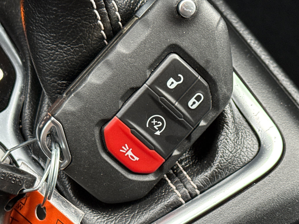 Used 2021 Jeep Wrangler Unlimited Sahara w/ Cold Weather Group image 39