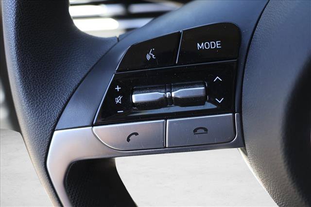 Used 2021 Hyundai Elantra SEL FWD image 13