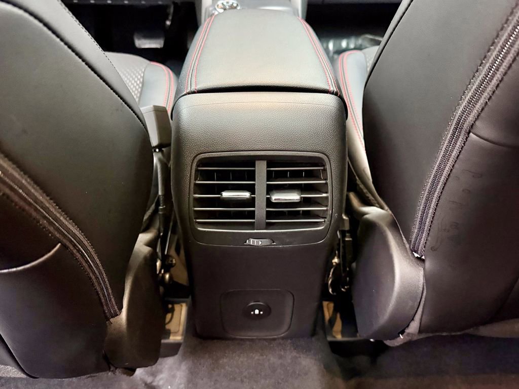 New 2026 Ford Escape ST-Line w/ Tech Pack #1 image 33