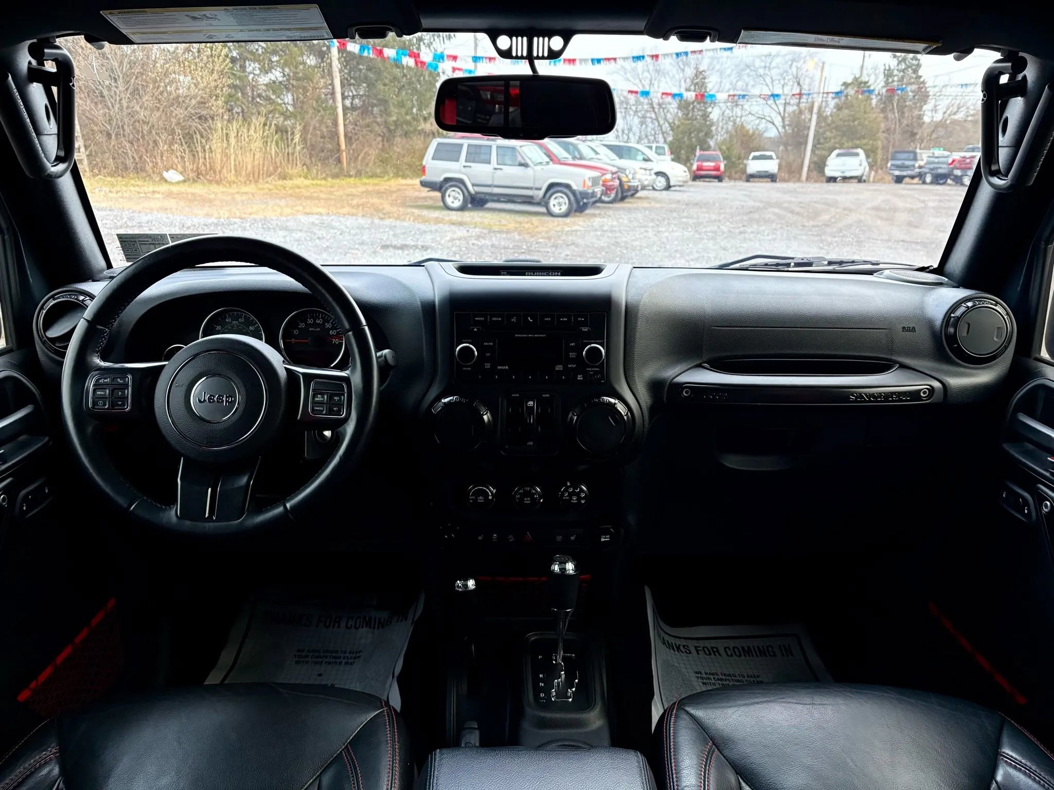 Used 2017 Jeep Wrangler Unlimited Rubicon image 31