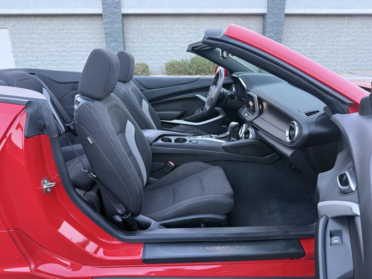Used 2022 Chevrolet Camaro SS RWD image 13