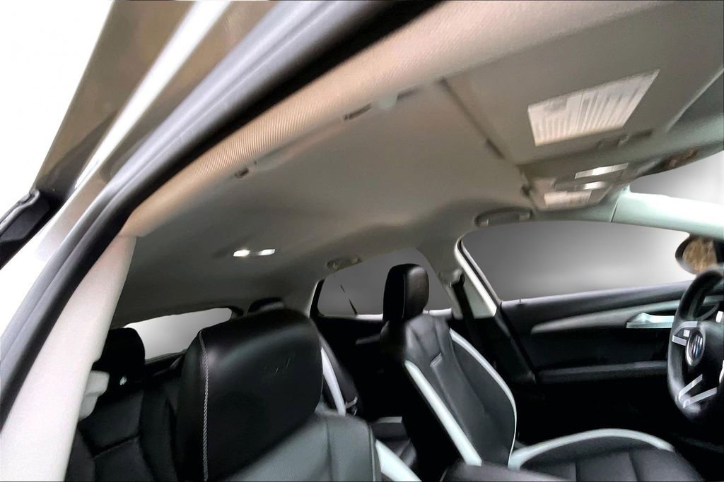 Used 2024 Buick Envision Sport Touring image 25