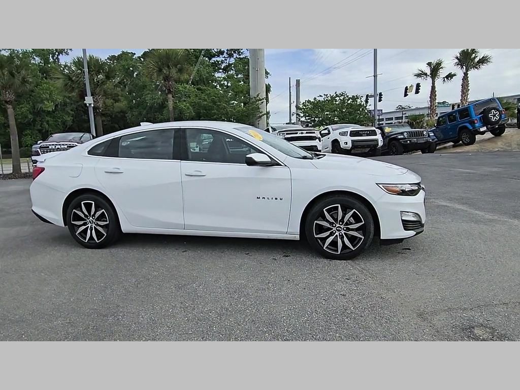Used 2020 Chevrolet Malibu RS FWD image 36
