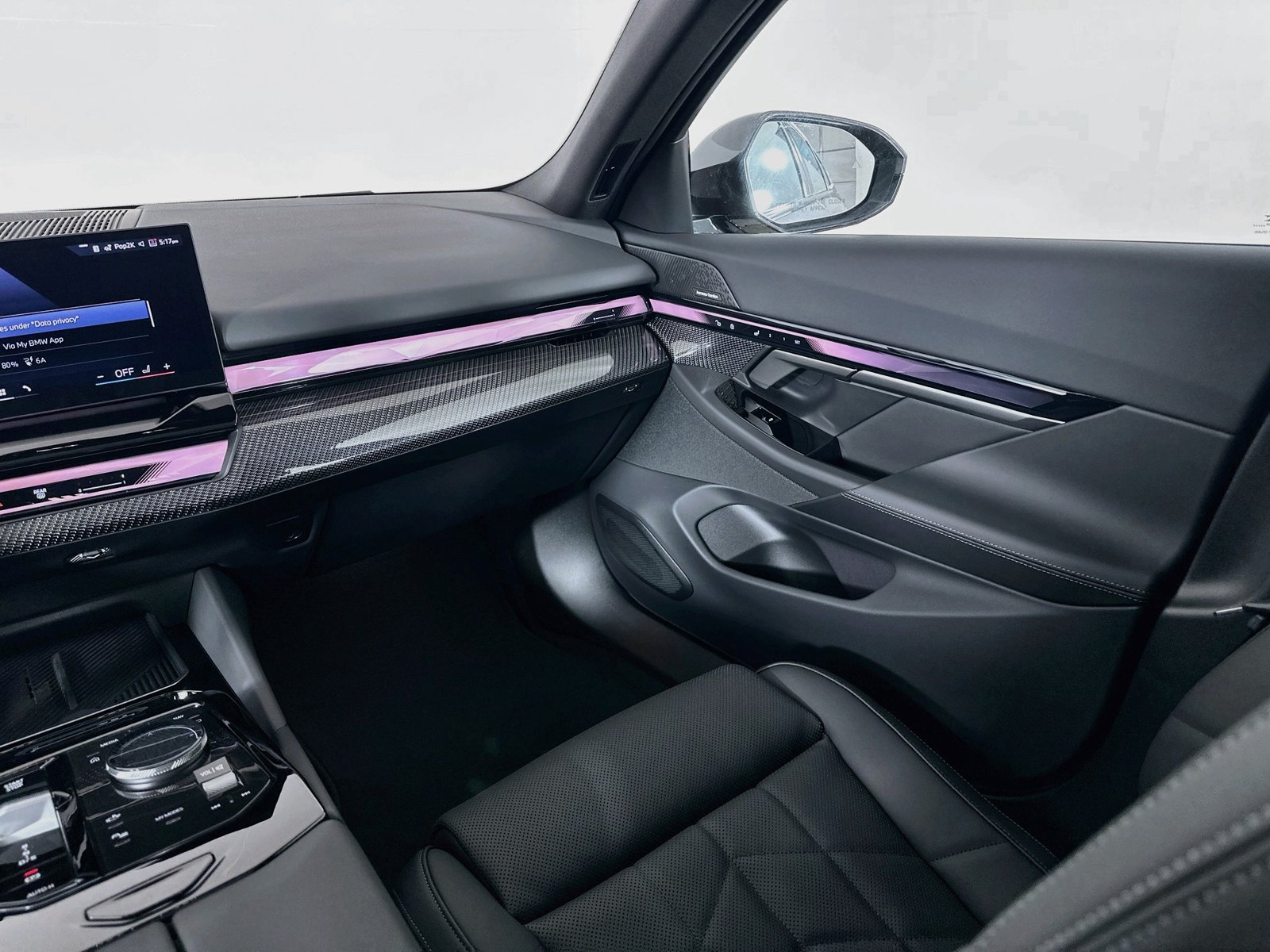 New 2027 BMW 550e xDrive AWD/4WD image 23