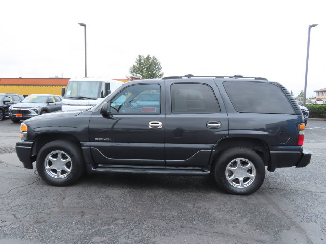 Used 2004 GMC Yukon Denali AWD/4WD image 4