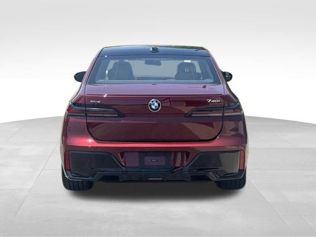 Certified 2026 BMW 740i xDrive AWD/4WD image 8