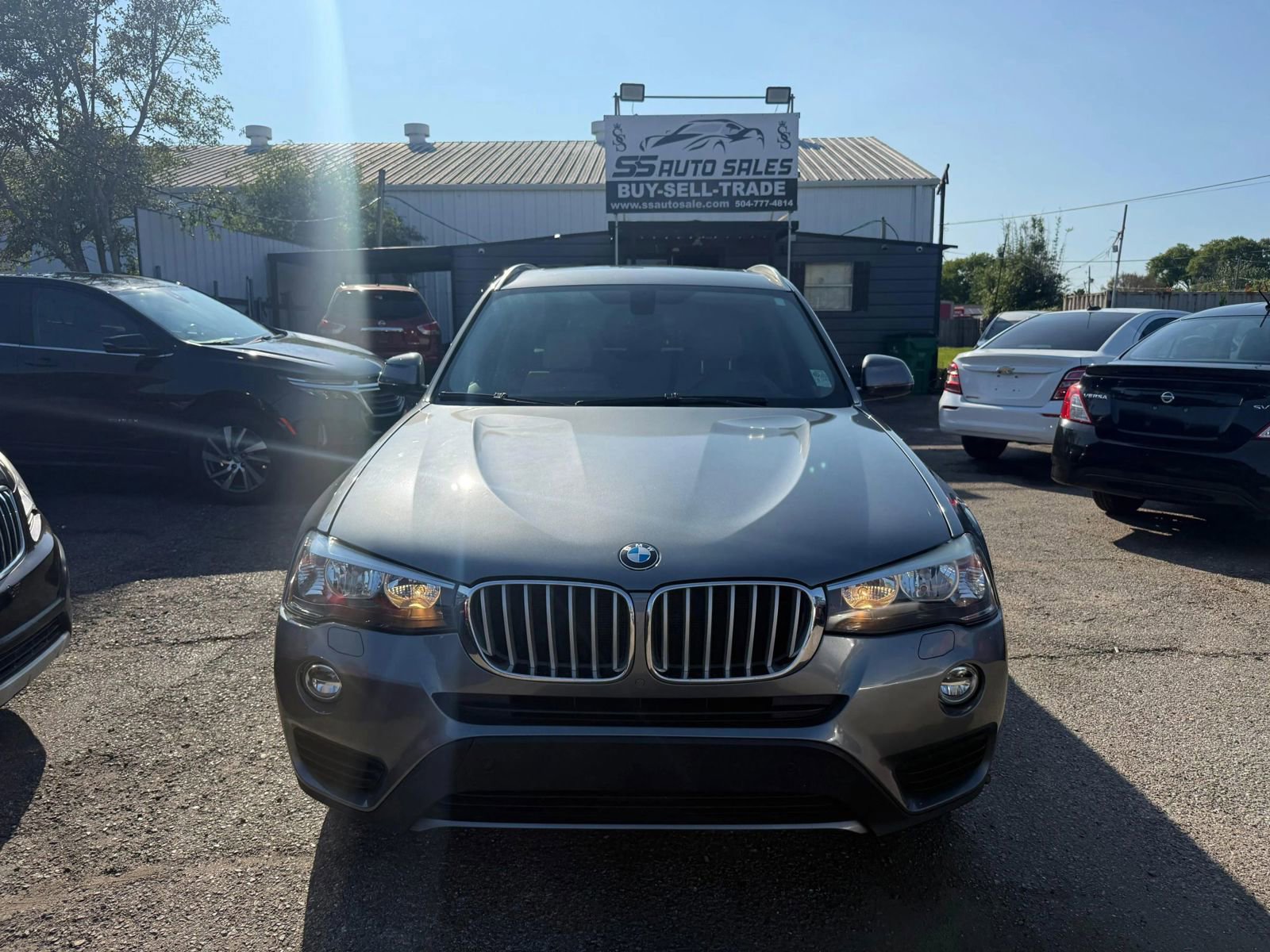 Used 2017 BMW X3 xDrive28i AWD/4WD image 3