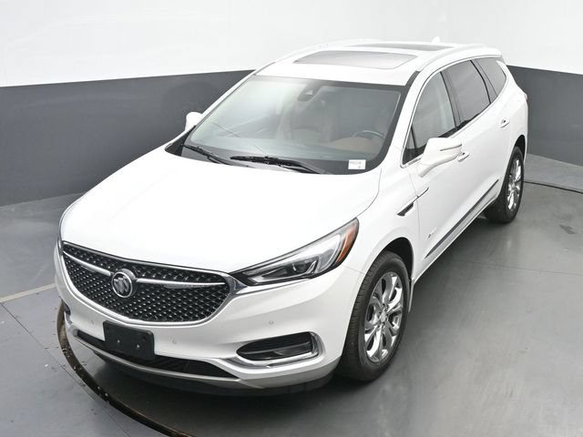 Used 2019 Buick Enclave Avenir w/ Avenir Technology Package AWD/4WD image 38