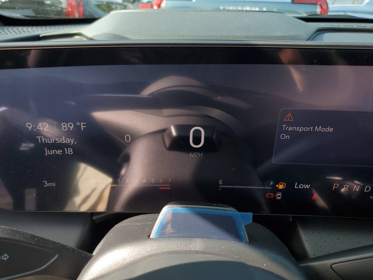 New 2026 Buick Enclave Avenir w/ Super Cruise Package FWD image 31