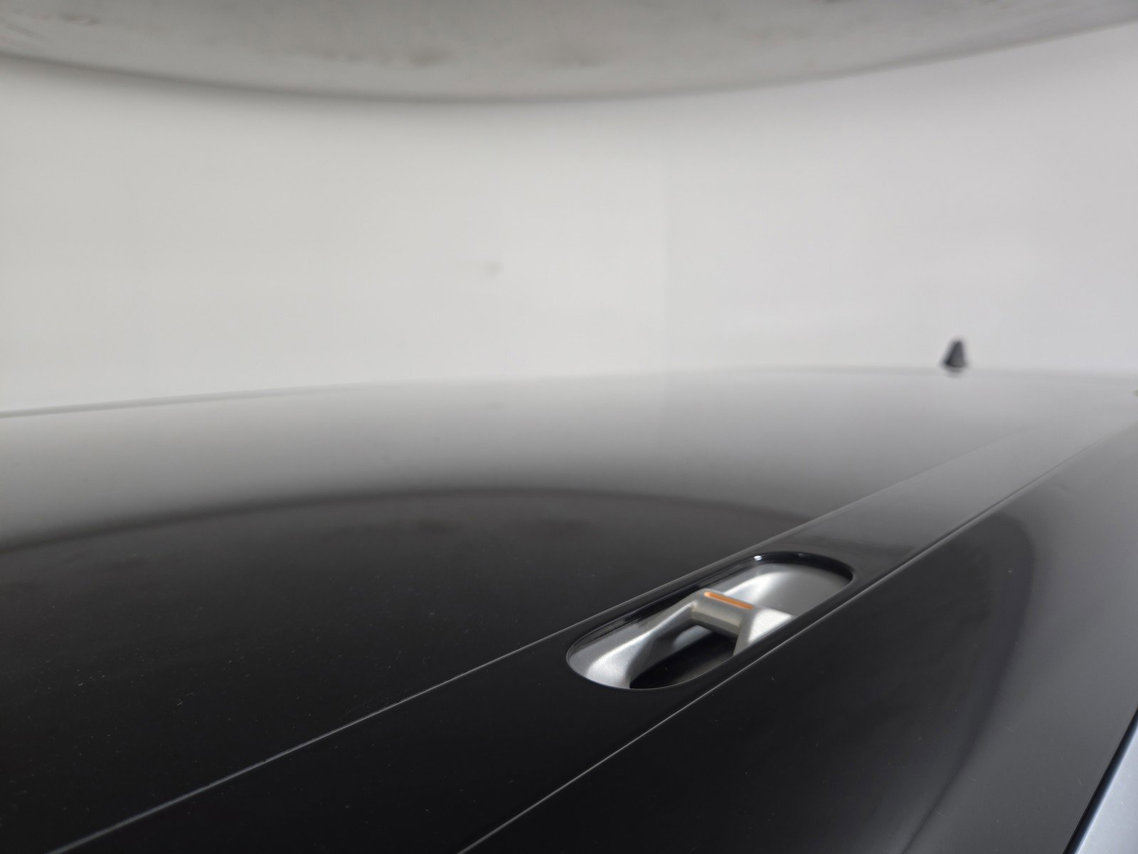 Used 2024 Rivian R1S Adventure AWD/4WD image 13