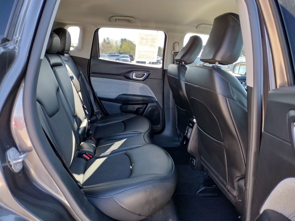 Used 2022 Jeep Compass Latitude w/ Convenience Group image 20