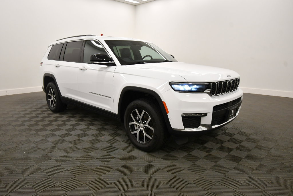 Used 2024 Jeep Grand Cherokee L Limited w/ Luxury Tech Group II AWD/4WD image 10