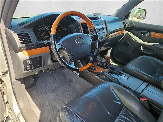 Used 2004 Lexus GX 470 AWD/4WD image 10