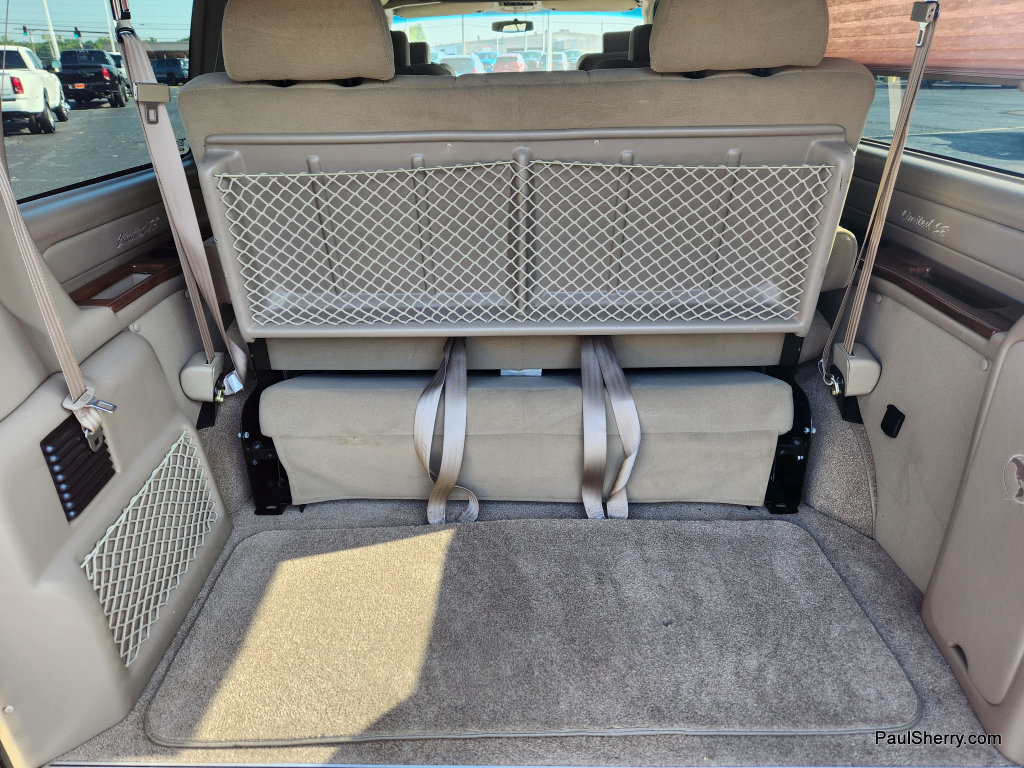 Used 2015 Chevrolet Express 2500 RWD image 13
