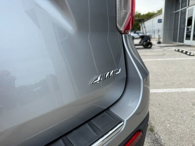 Used 2021 Ford Explorer Limited w/ Equipment Group 301A image 14