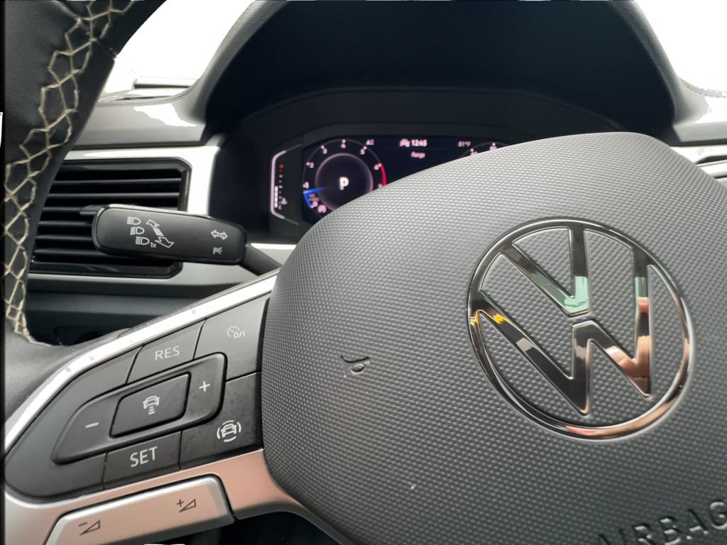 Used 2023 Volkswagen Atlas SE w/ Panoramic Sunroof Package FWD image 47