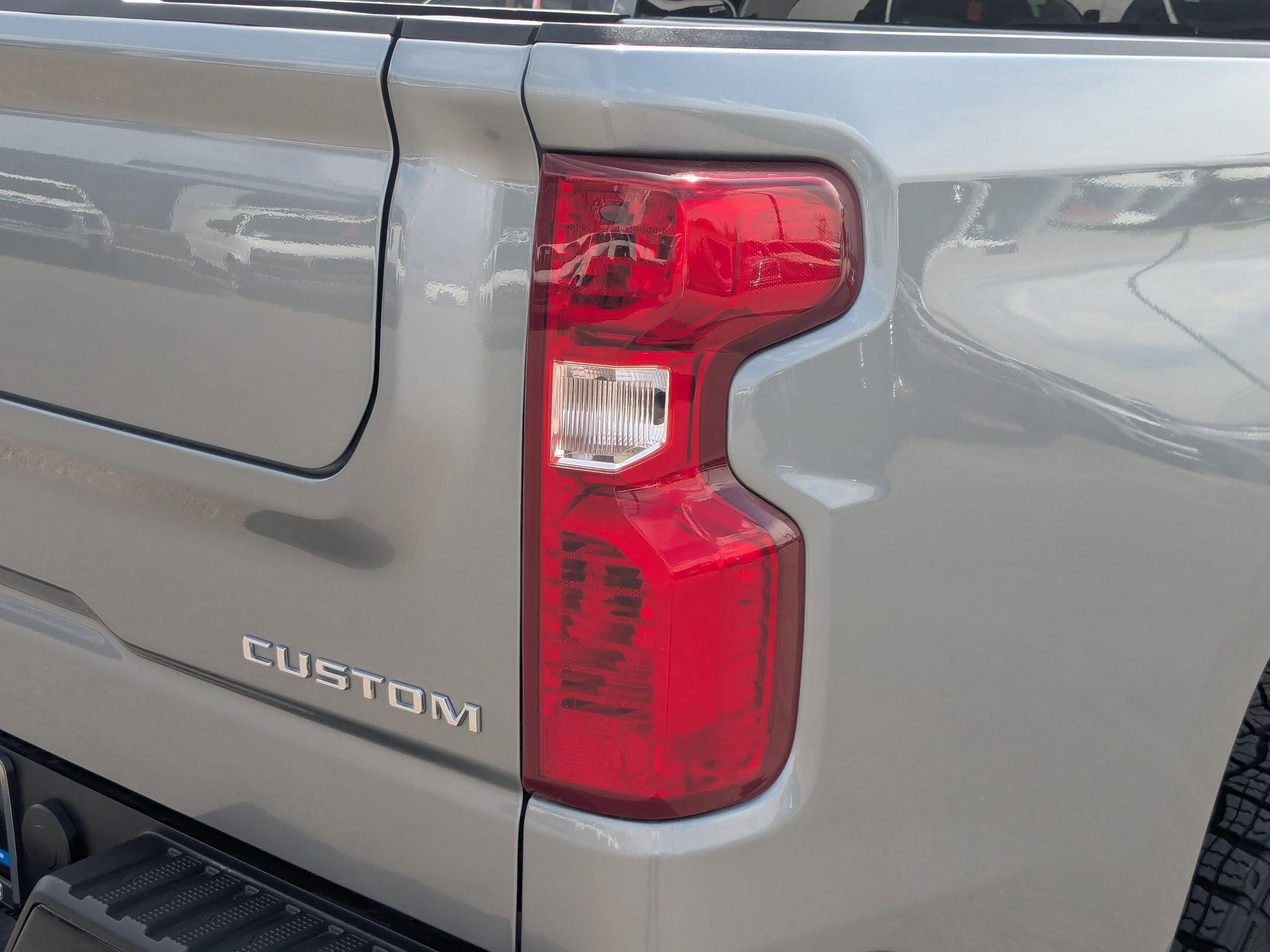 Certified 2025 Chevrolet Silverado 1500 Custom Trail Boss w/ LPO, Dark Essentials Package image 12