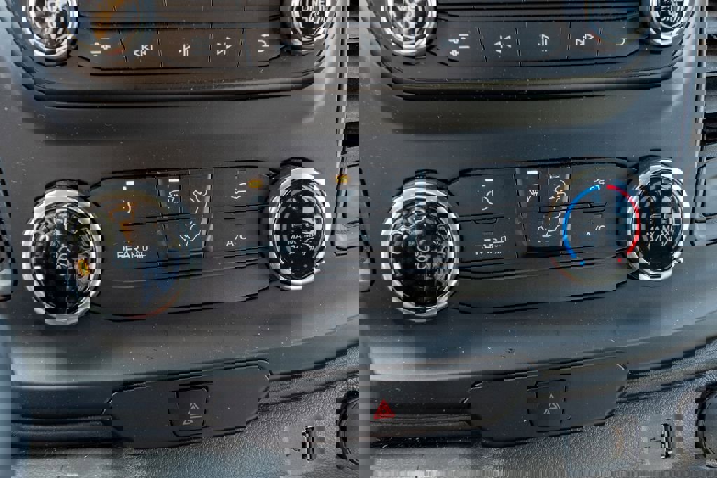 Used 2024 Ford Transit 250 Low Roof w/ Exterior Upgrade Package image 8