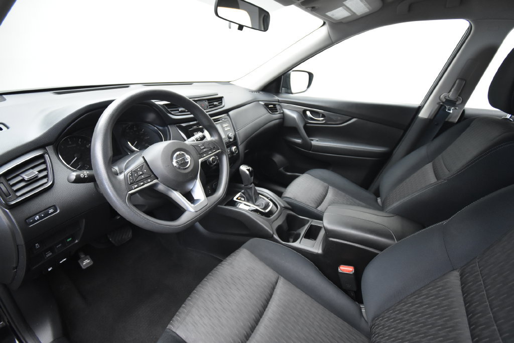 Used 2017 Nissan Rogue S AWD/4WD image 7