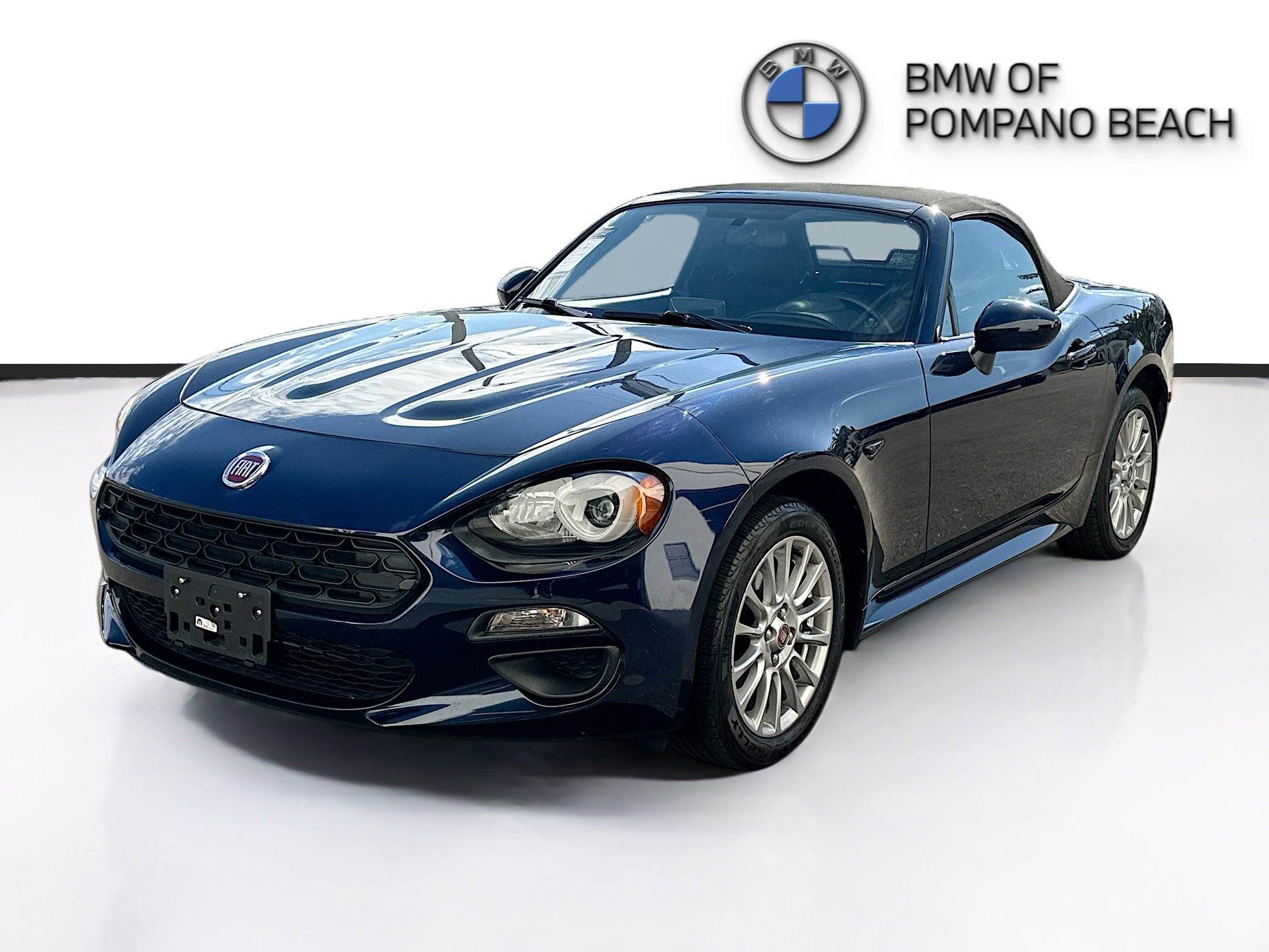 Used 2019 FIAT 124 Spider Classica w/ Technology Group image 3