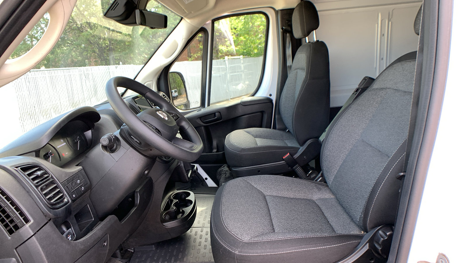 Used 2024 RAM ProMaster 2500 w/ Safety Group FWD image 13