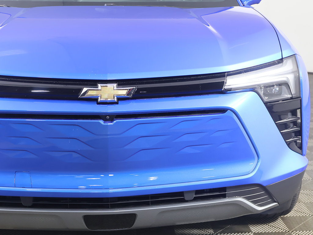 Used 2025 Chevrolet Blazer EV LT AWD/4WD image 14