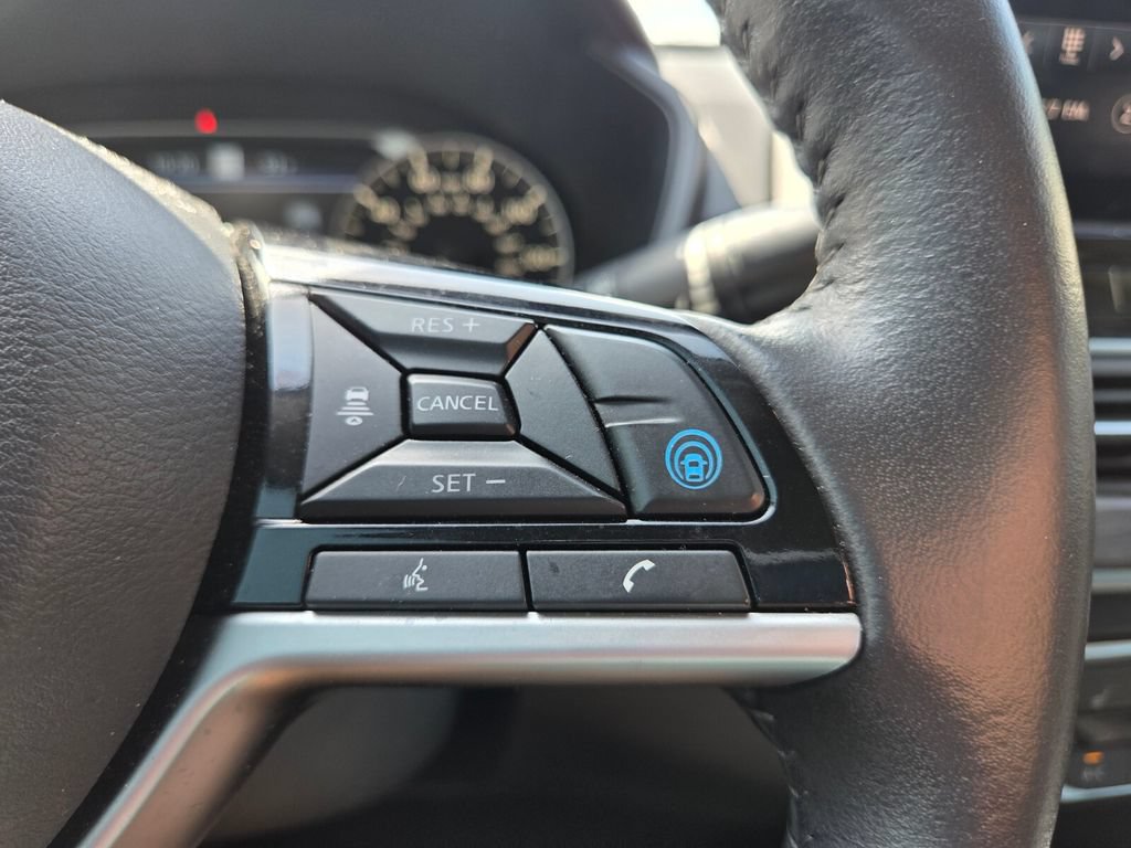 Used 2024 Nissan Altima 2.5 SV w/ SV Premium Package FWD image 14