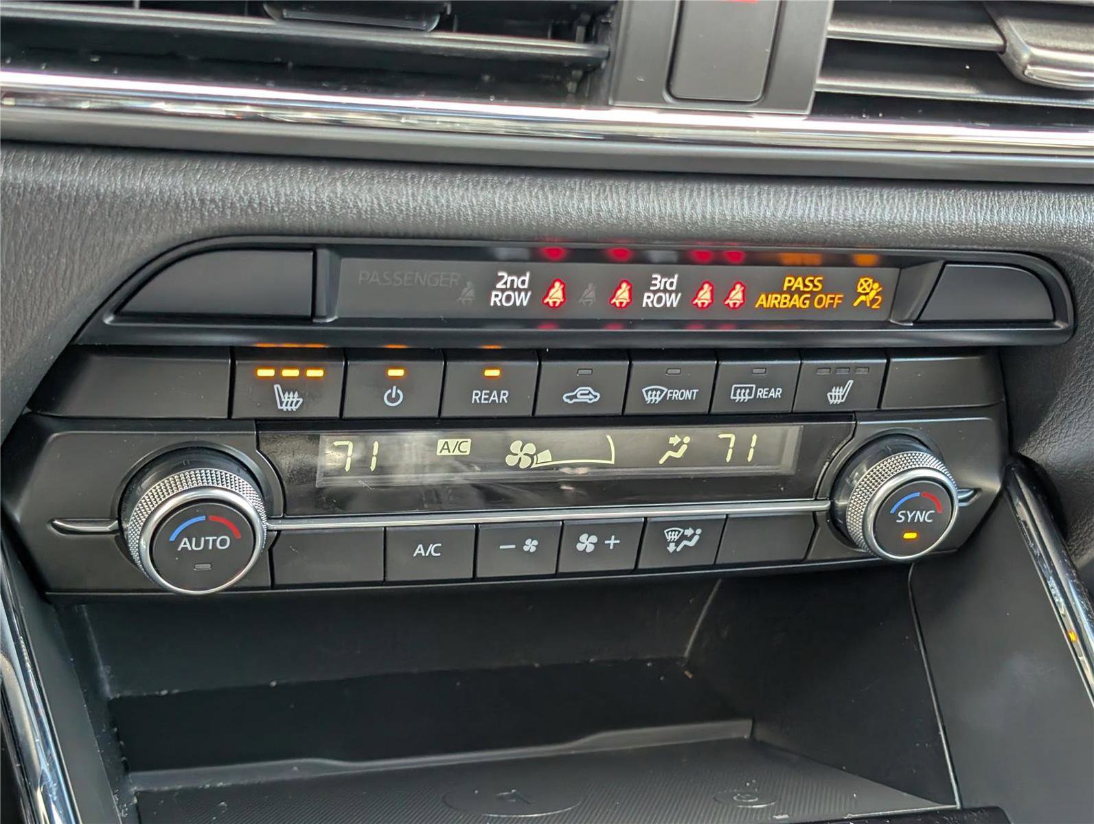 Used 2023 MAZDA CX-9 Touring image 28