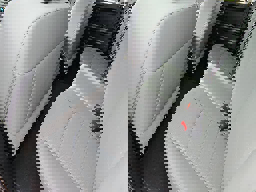 Used 2018 RAM 1500 Express image 19