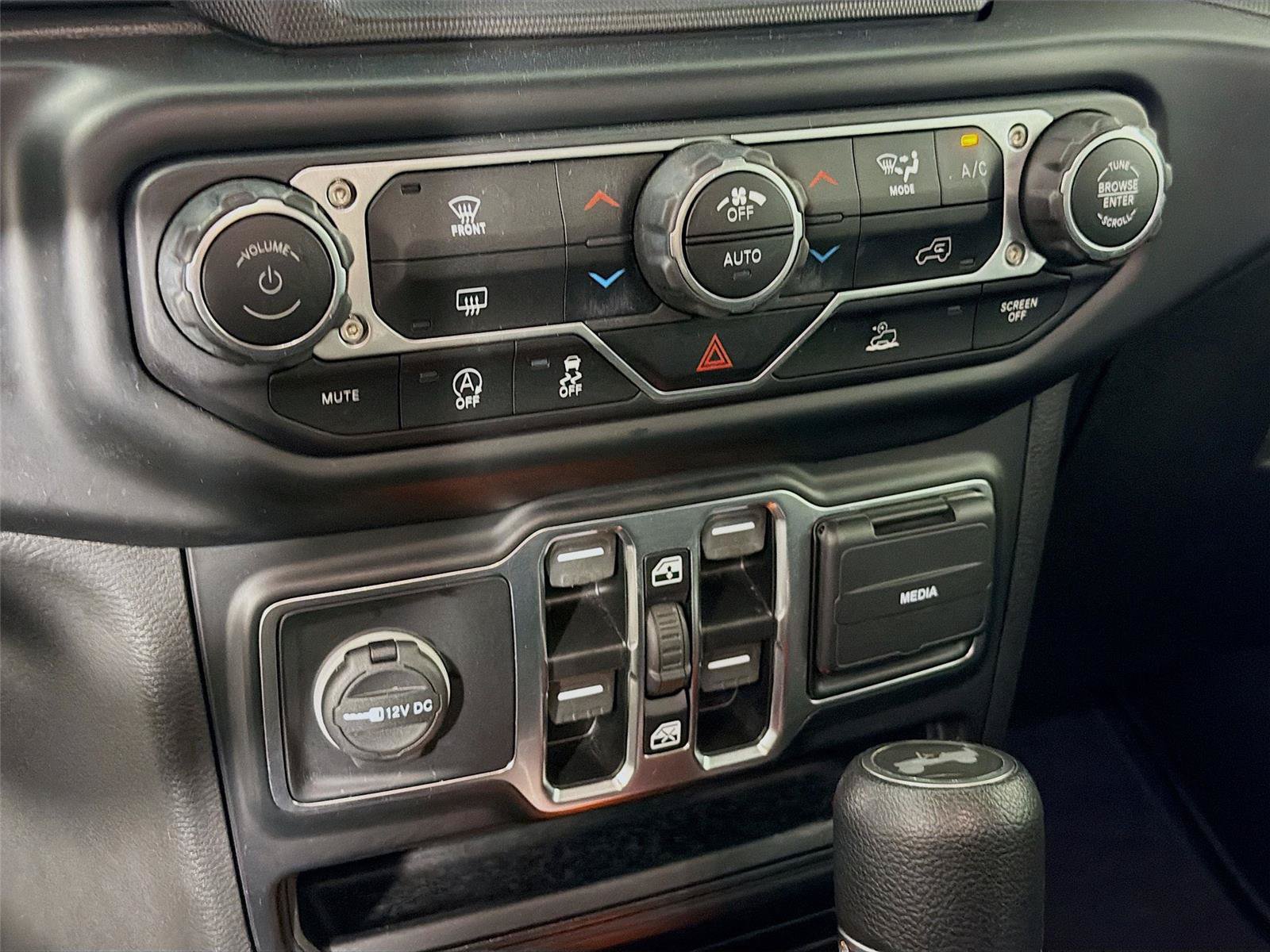 Used 2021 Jeep Wrangler Unlimited Sport AWD/4WD image 22
